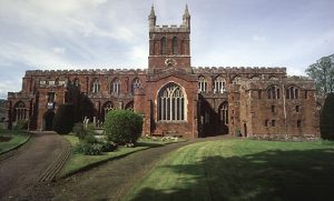 Church_of_The_Holy_Cross,_Crediton